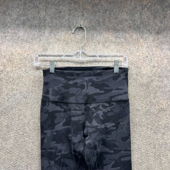 Lululemon Leggings Women 6 Black Camo Wunder Under High Rise Crop SoulCycle - Picture 6 of 10